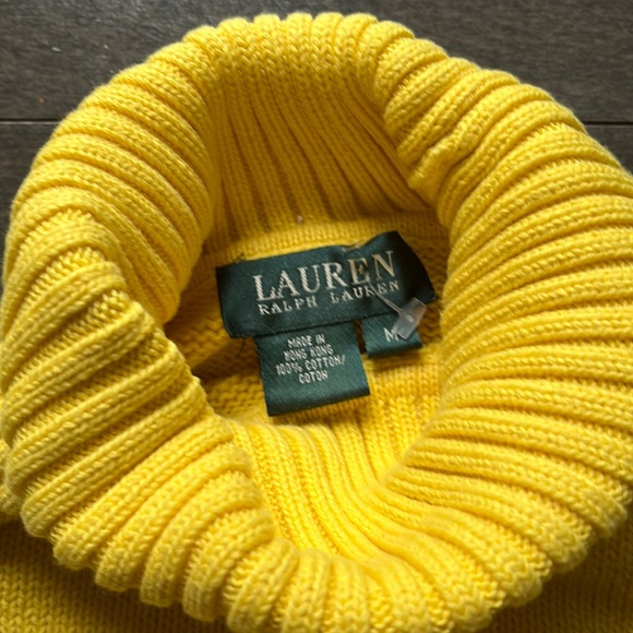Ralph Lauren knitted yellow turtle neck sweater, size medium - Picture 3 of 3
